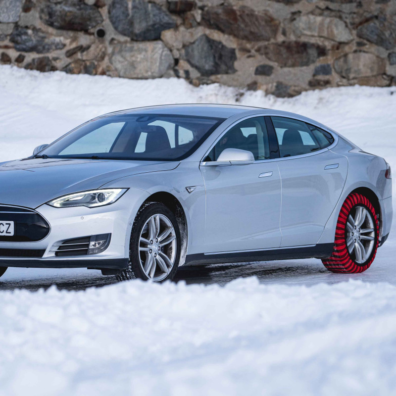 Chaussette neige TESLA MODEL Y - Chaine à neige textile