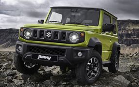 Bâche de voiture adaptée à Suzuki Jimny (4th gen) housse de voiture  d'extérieur 100% Étanche € 200