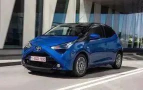 Housses siège auto TOYOTA - Livraison OFFERTE