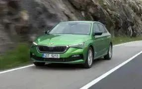 Bâche SKODA SCALA - Livraison OFFERTE