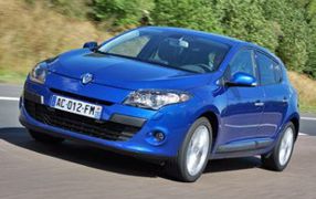 Bâche coffre à bagages Renault Megane III Grandtour 1.6 16V - 799220026R