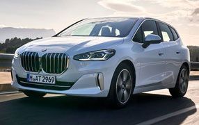 2 U06 ACTIVE TOURER Hybride rechargeable x-drive