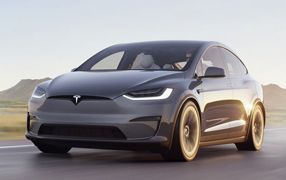 MODEL X 5 places