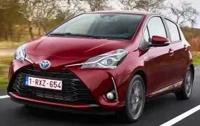 Housse De Volant En Cuir PU Pour Toyota Yaris 4 | GR | Cross | Hybride 2020-2025 - Protection Antidérapante - Taille 38 Cm - Facile à Installer