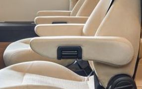 Aguti - Accoudoir avec réglage sur le côté